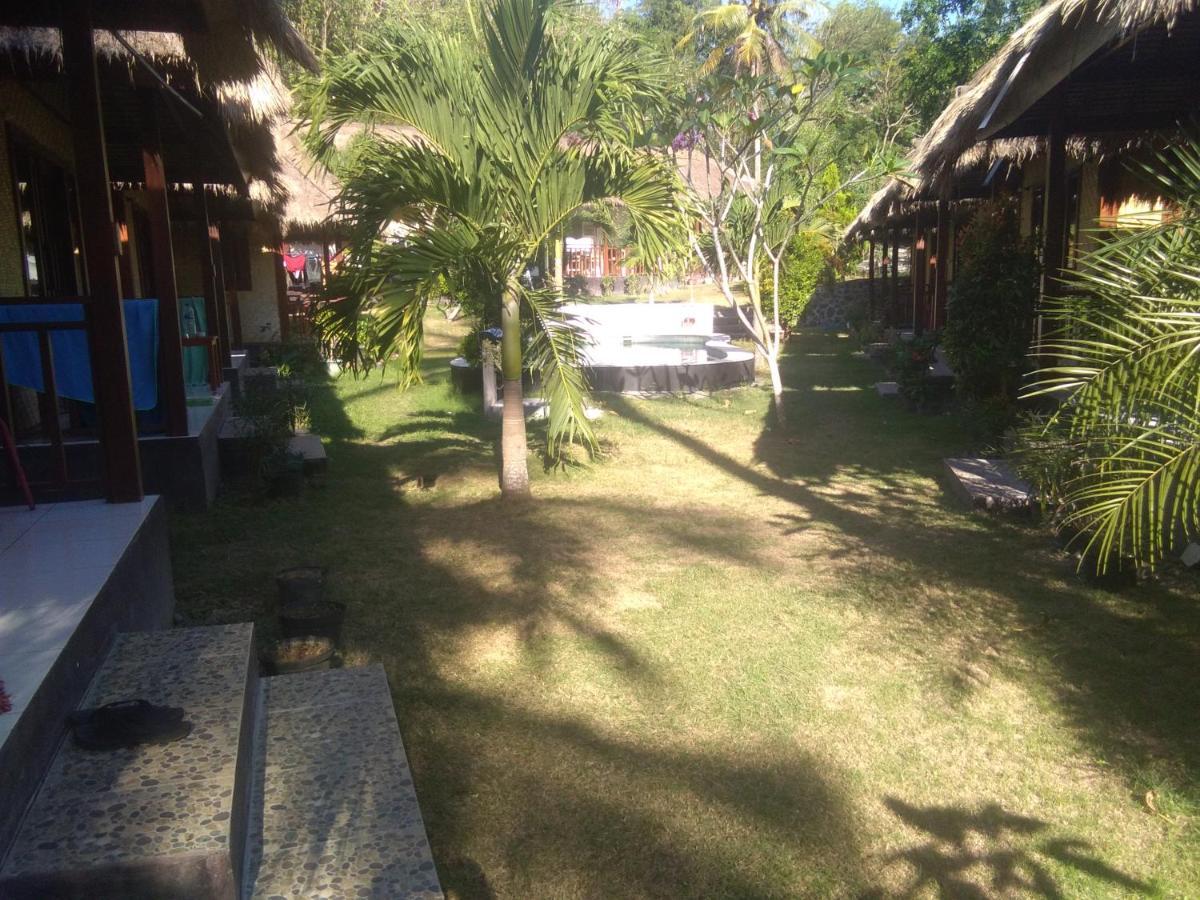 Airas' Garden Homestay Eco Bungalows Kuta  エクステリア 写真