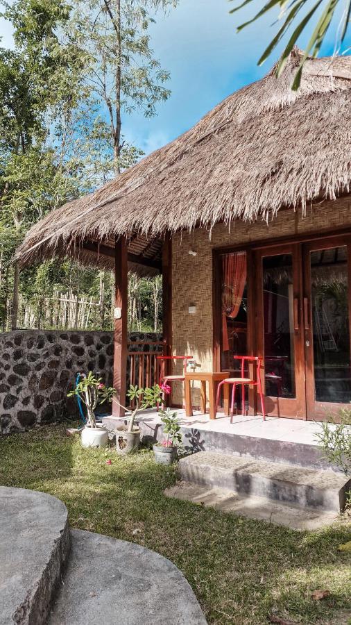 Airas' Garden Homestay Eco Bungalows Kuta  エクステリア 写真