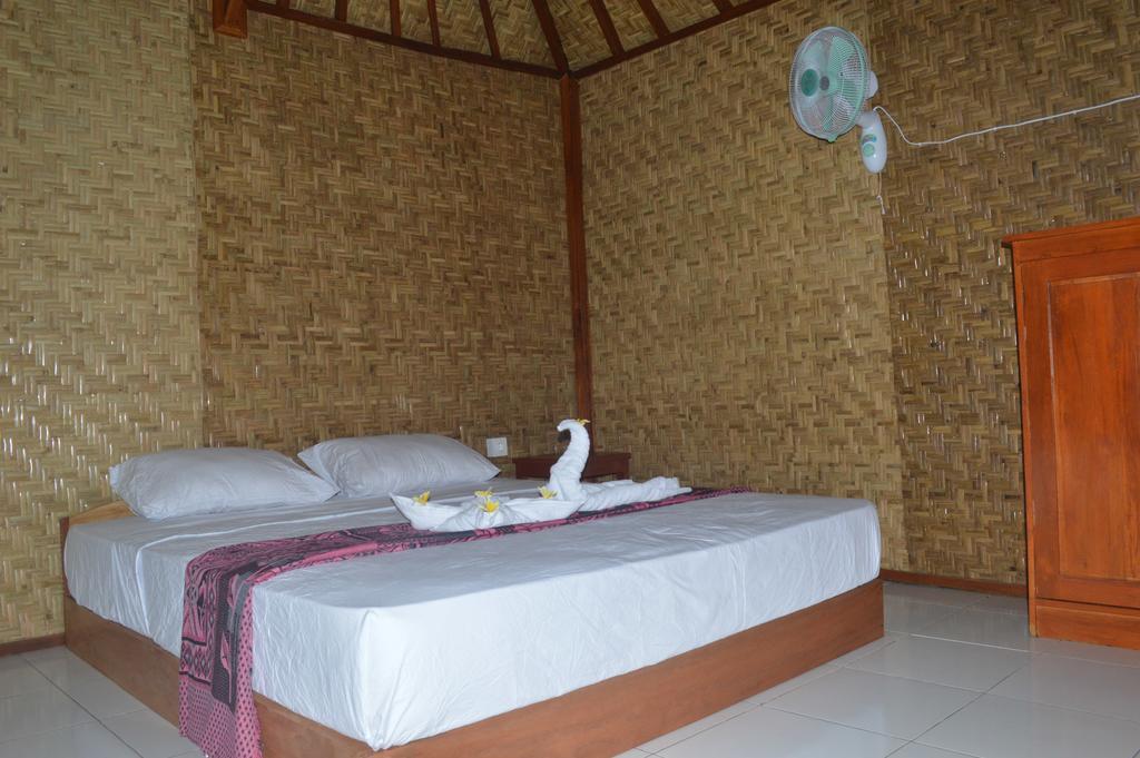 Airas' Garden Homestay Eco Bungalows Kuta  エクステリア 写真