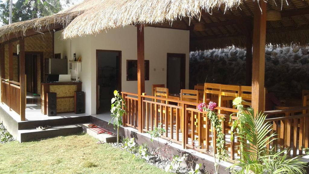 Airas' Garden Homestay Eco Bungalows Kuta  エクステリア 写真